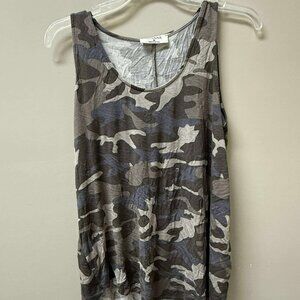 camo tank